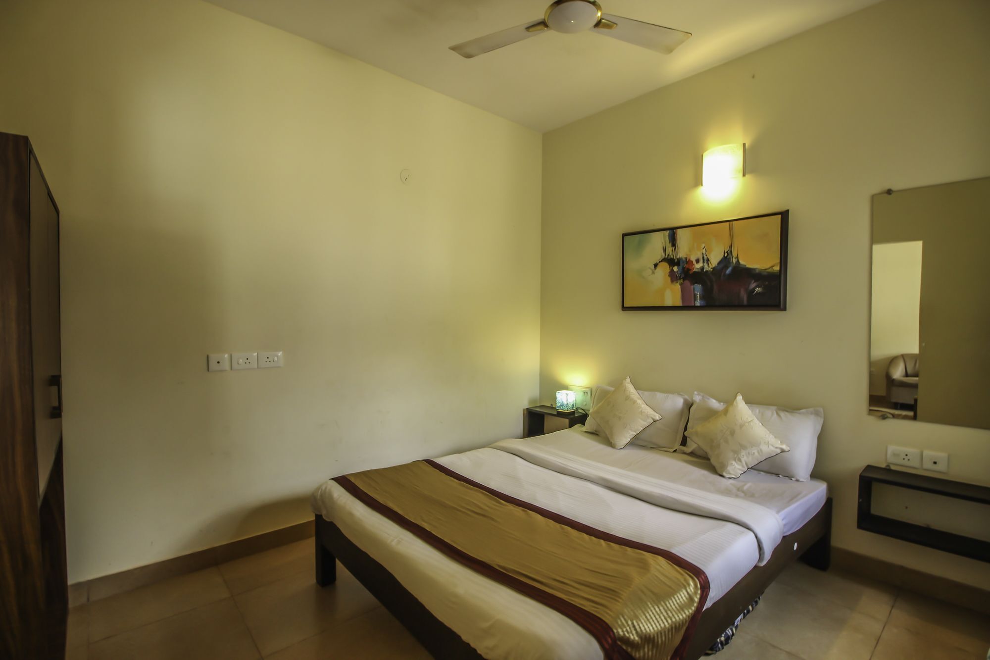 Modern Studio Arpora Luaran gambar